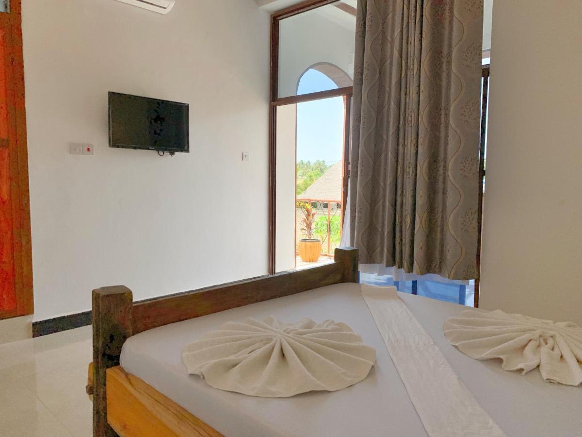 Utulivu Bungalow Nungwi Eksteriør billede